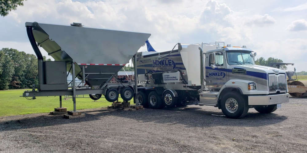 200 Barrel LowProfile Portable Silo Mixers